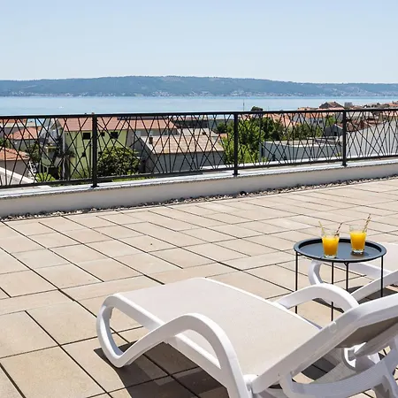 Penthouse Apartments East And West Star Kastela Exterior photo