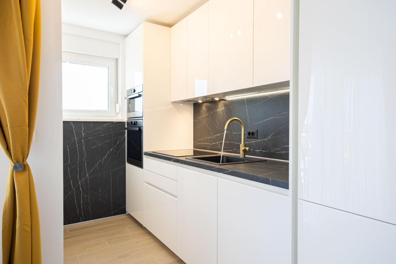 Apartment Penthouse East And West Star Kastela