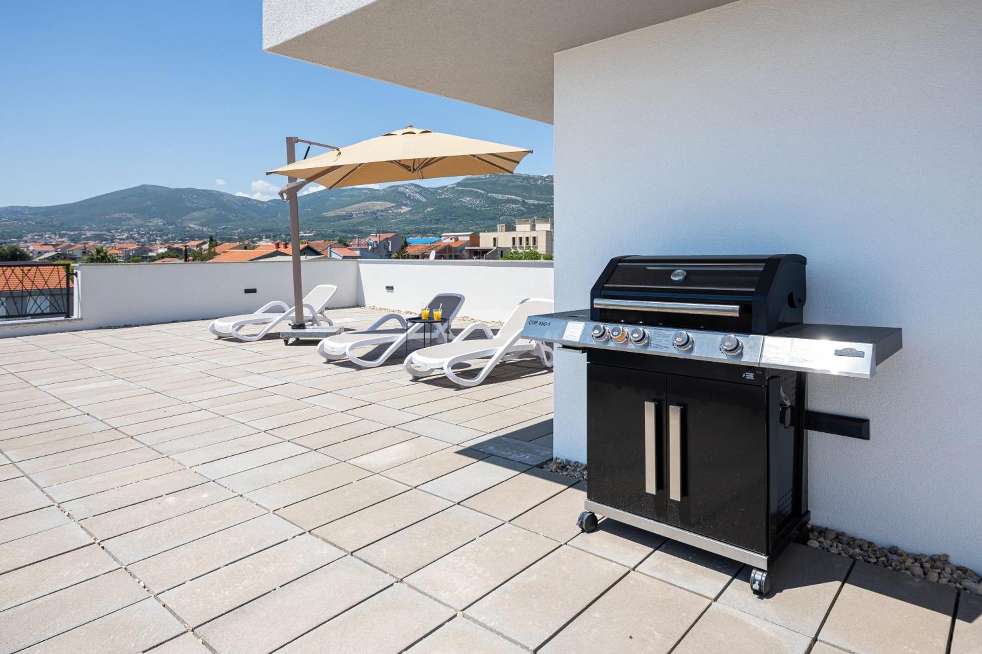 Apartment Penthouse East And West Star Kastela